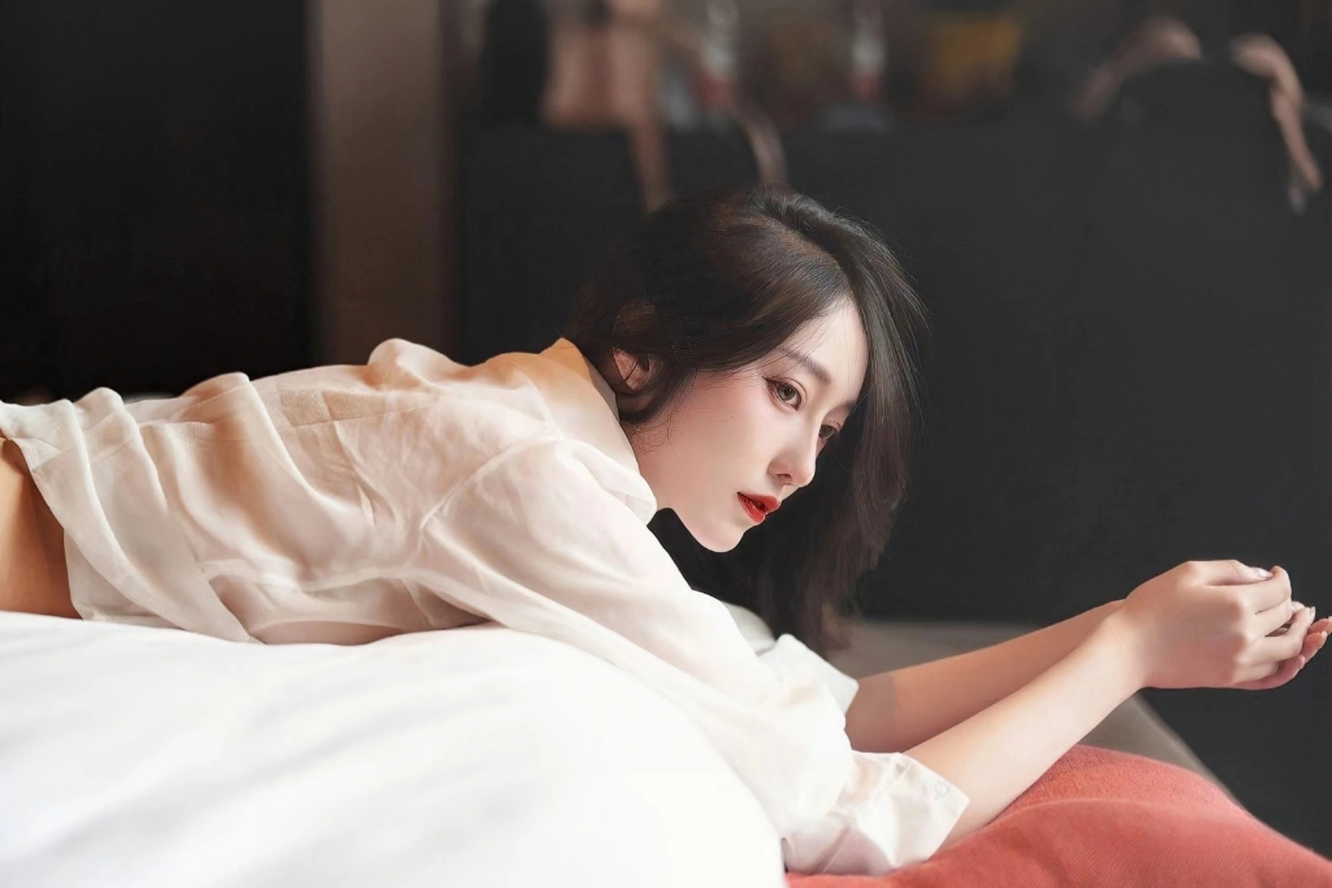 首趟哈萨克斯坦进口铬铁中欧（亚）班列抵晋